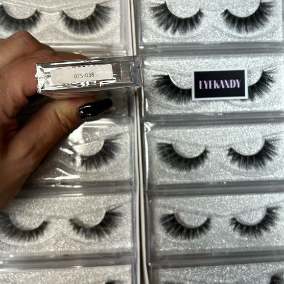 EyeKandy lashes 07S-038 - Picture 2 of 2